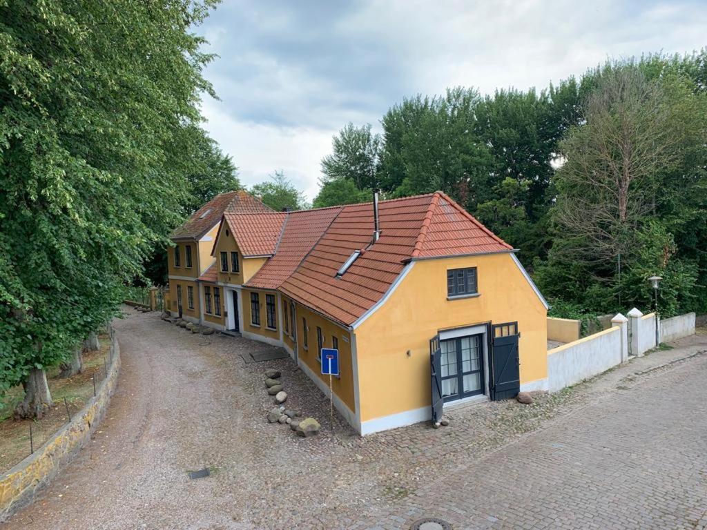 Villa Nikolaj - Historisches Pastorat Fehmarn Exterior foto
